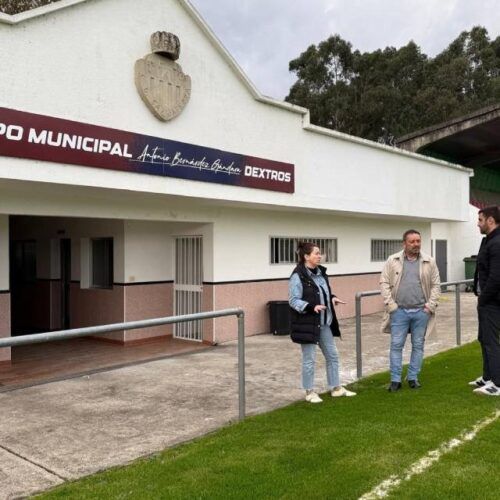 Licitación para obras no campo de fútbol de Dextros en Salvaterra