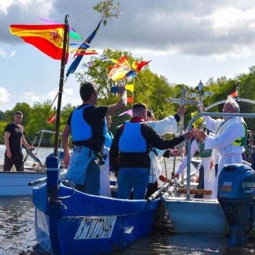 O Lanço da Cruz voltou a reunir Portugueses e Galegos no rio Minho
