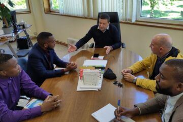 Técnicos de Mozambique intercambias experiencias en Galicia