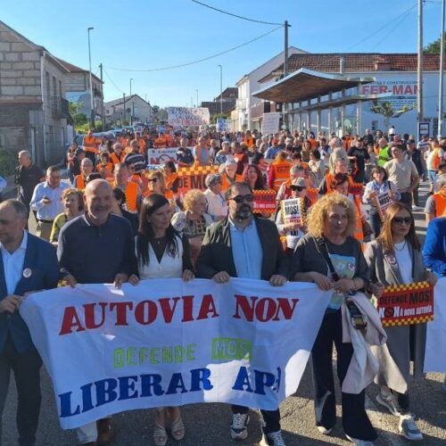 Mos sae á rúa contra o novo trazado da A-52 e pola liberación da peaxe da AP-9