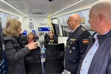 Expedición de DNI e Pasaporte instantáneo en Ponteareas