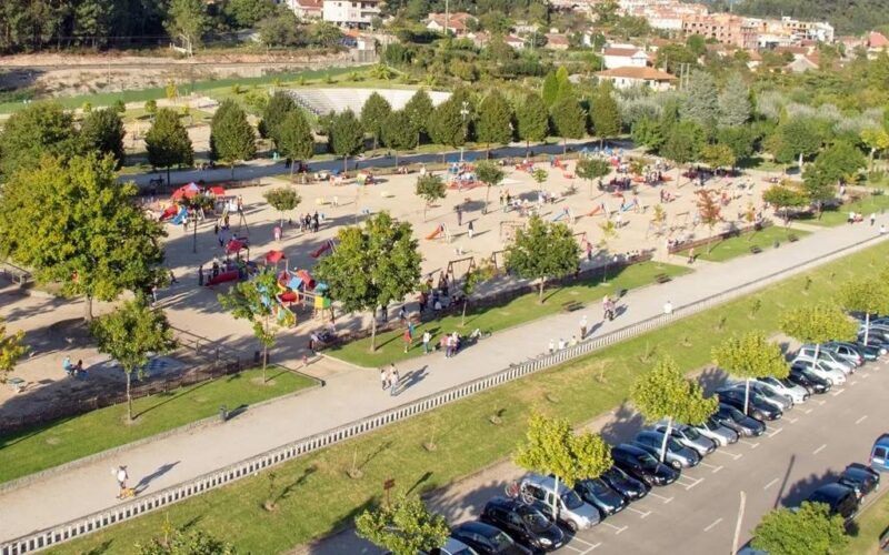 Salvaterra mellorará os espazos para a infancia