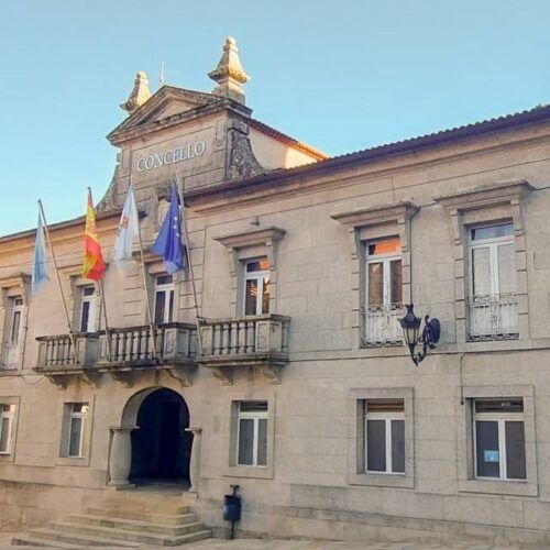 Tui presenta ante UNICEF a súa candidatura como Cidade Amiga da Infancia