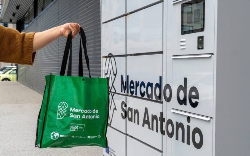 Tui, pioneiro en aplicar taquillas intelixentes no Mercado de San Antonio