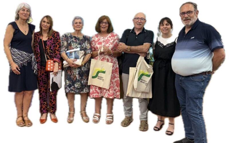 Ponte…nas Ondas! recibe o I Premio María Xosé Rodríguez Valcárcel