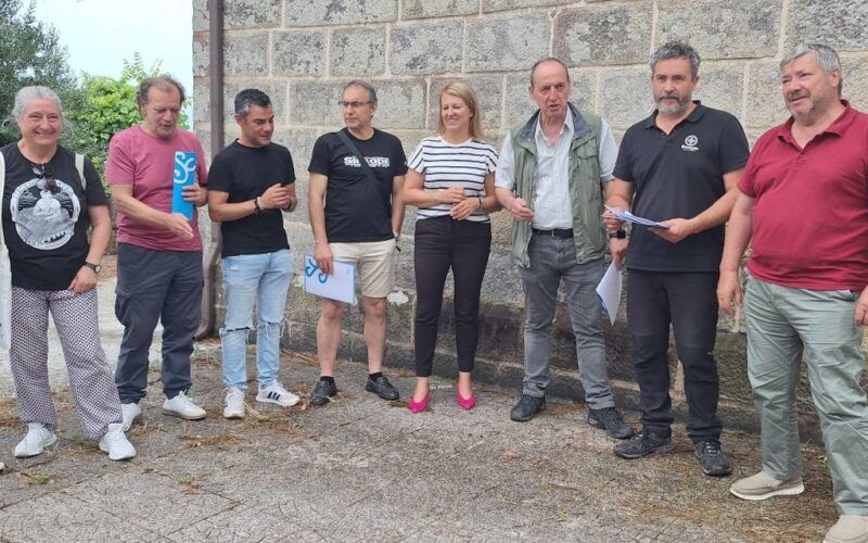 Salceda honra a “memoria democrática” coa exhumación da súa primeira fosa común