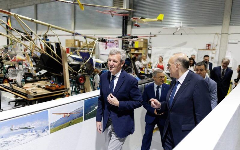 Alfonso Rueda reivindica en Ourense o liderado galego no sector aeroespacial