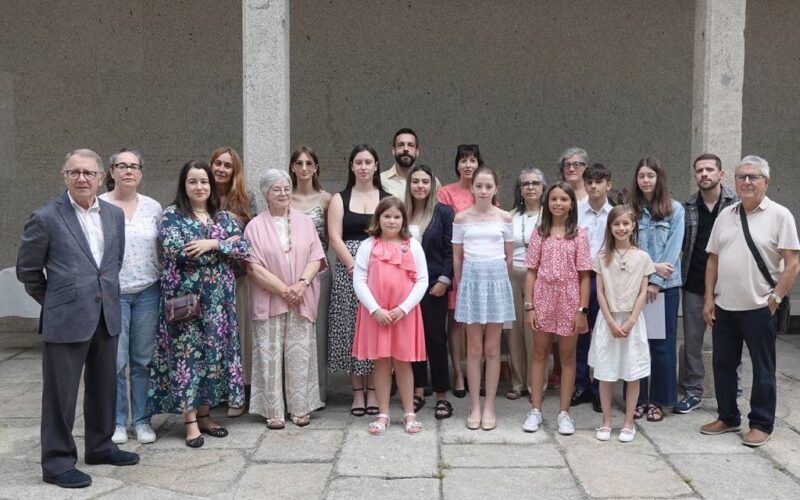 A RAG e PuntoGal entregaron os premios do VIII Concurso de Microrrelatos