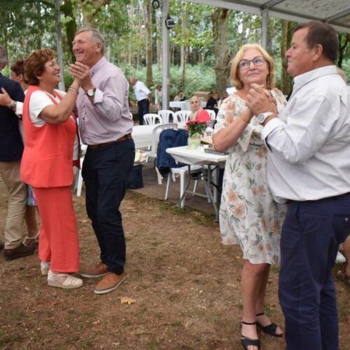 O amor non ten idade en Mos