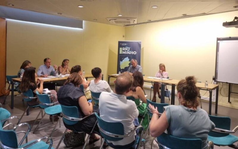 En marcha o Pacto do Rio Minho