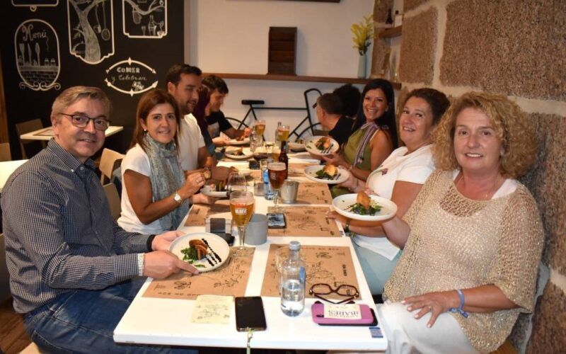 En Mos, “vémonos nos bares”