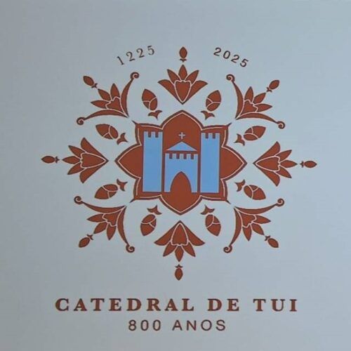 Historia e modernidade combinan a imaxe do 800 aniversario da Catedral de Tui