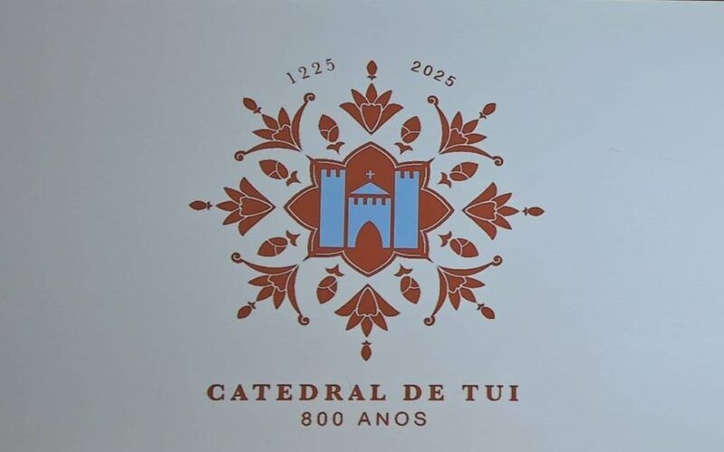 Historia e modernidade combinan a imaxe do 800 aniversario da Catedral de Tui