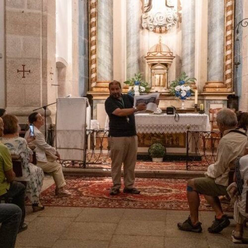 Máis de medio millar de persoas coñeceron o patrimonio tudense