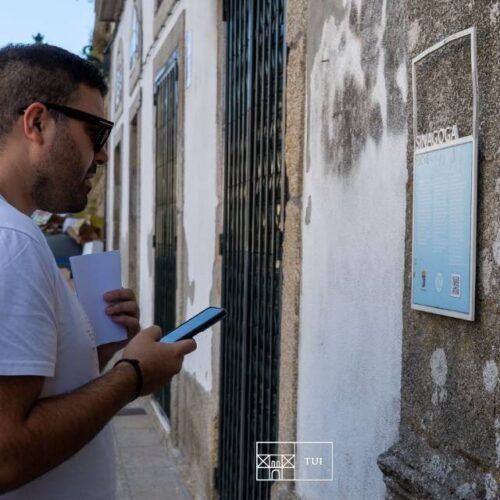 Máis de 300 persoas coñeceron o patrimonio xudeu de Tui