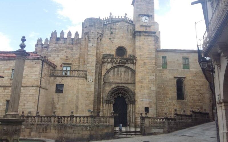 Cultura achegará preto de tres millóns de euros para a Catedral de Ourense