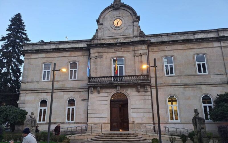 A modificación puntual do PXOM en Ponteareas acelerará o novo Centro de Saúde