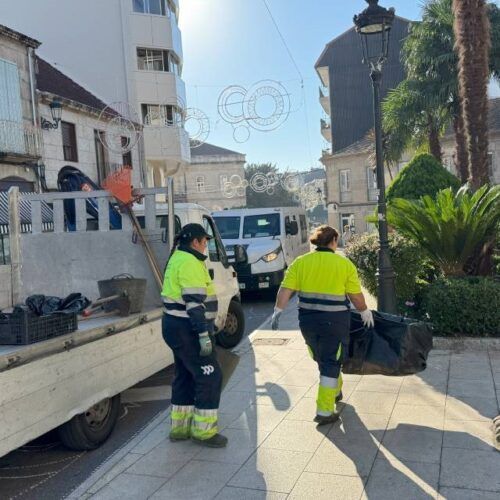 Ponteareas completa a limpeza de 23 parroquias e do núcleo urbano