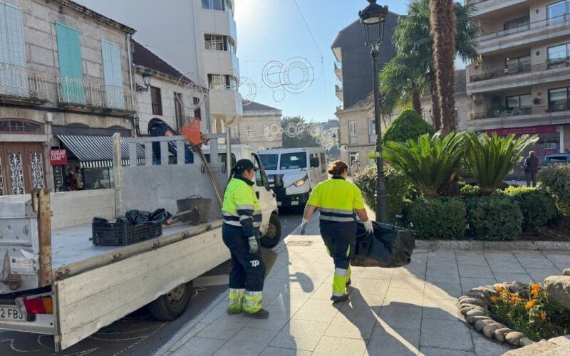 Ponteareas completa a limpeza de 23 parroquias e do núcleo urbano
