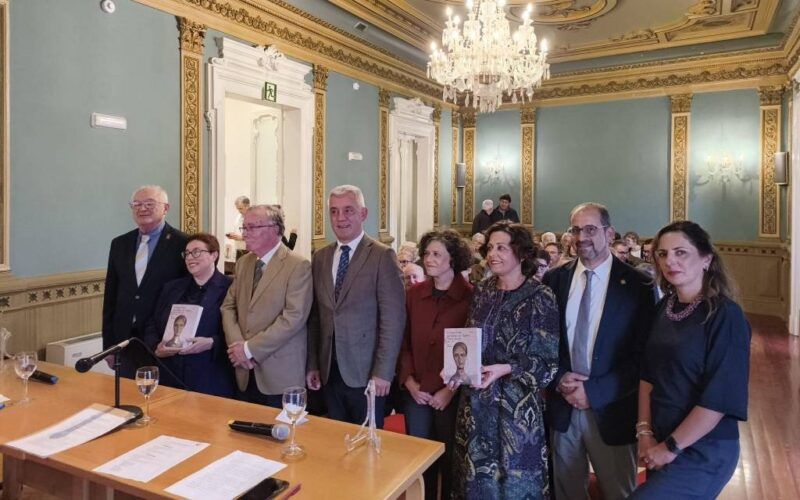 “Franco Grande é unha figura fundamental para a lingua e cultura galegas”