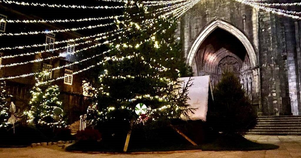 A Catedral será a imaxe da postal de Nadal de Tui