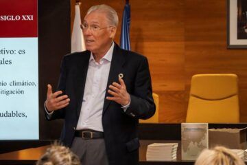 “A formación e investigación en educación ambiental ten que estar ao servizo da sociedade, nunca ser un negocio”