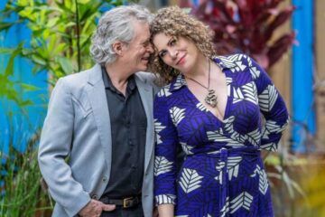 O Grove recibe á artista estadounidense Dyna Kurtz