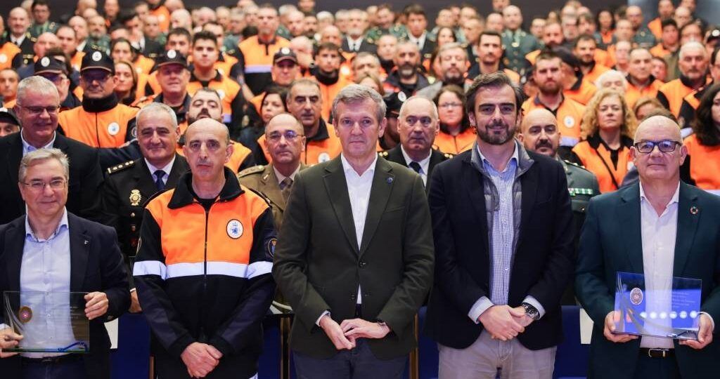 Protección Civil entregou en Ourense medallas ao mérito