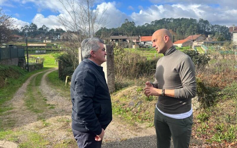 A licitación a pavimentación en parroquias do Porriño