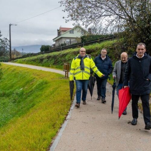 Tui recupera a senda do río Caselas
