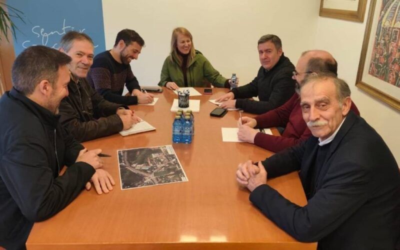 Salceda busca alternativas de circunvalación