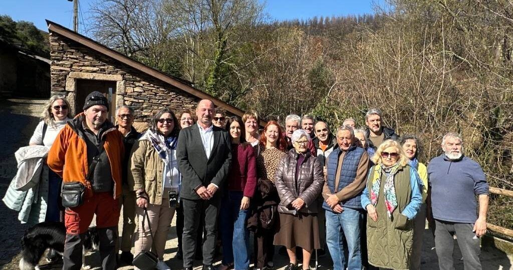Xosé Merelles enxalza os traballos que valoran os recursos turísticos de Valdeorras