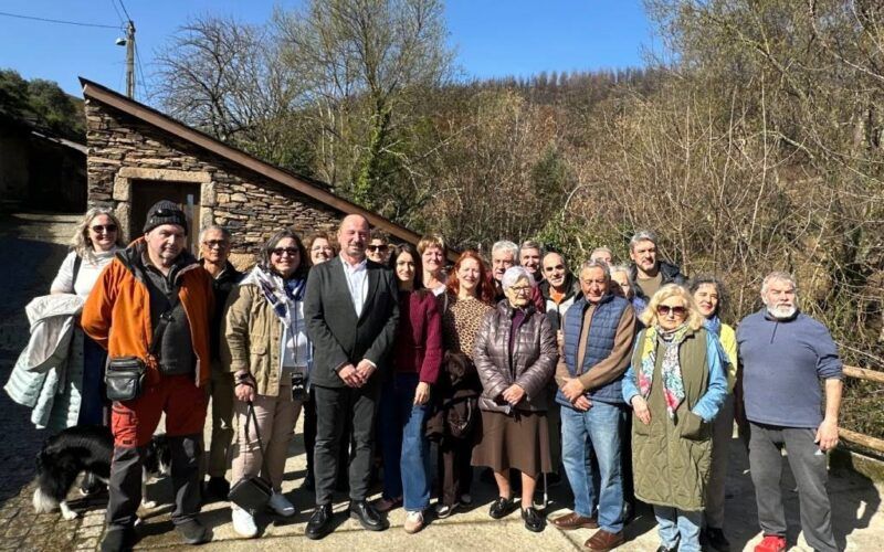 Xosé Merelles enxalza os traballos que valoran os recursos turísticos de Valdeorras