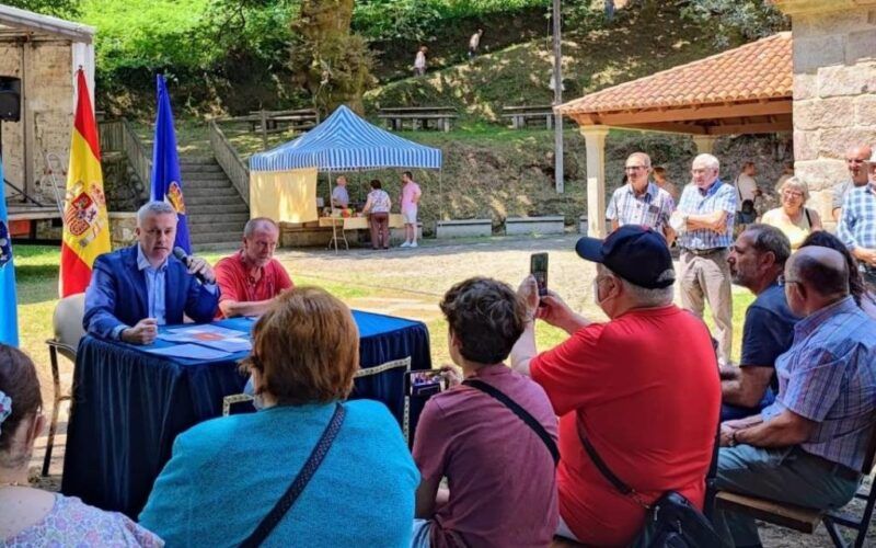 A Cañiza aproba convenios en igualdade, turismo e seguridade