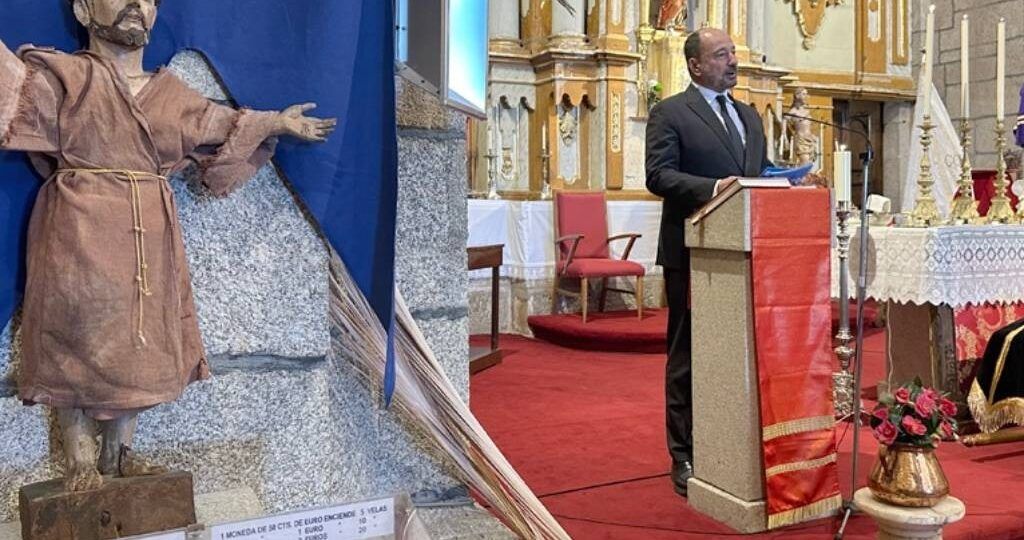 Xosé Merelles anima a vivir a Semana Santa en Castro Caldelas