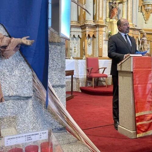 Xosé Merelles anima a vivir a Semana Santa en Castro Caldelas
