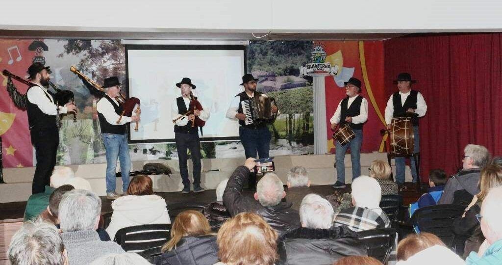 Restauración da memoria lingüística no cemiterio de Lira