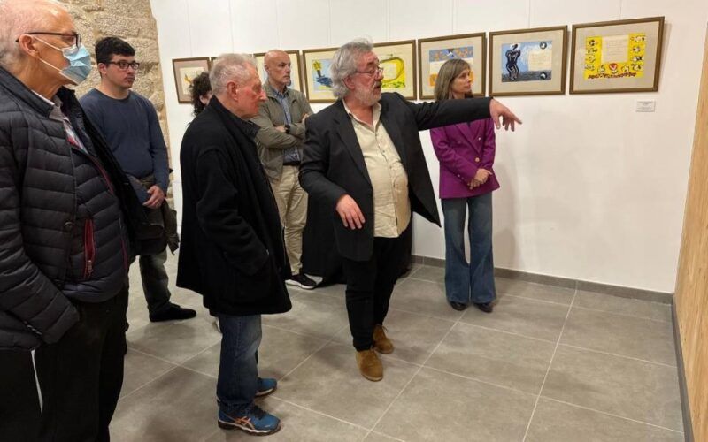Ponteareas inaugura a exposición “As portadas de Pexegueiro”