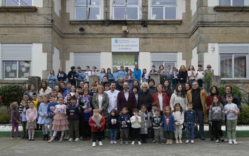 A rapazada do CEIP O Pombal de Vigo abre o camiño para a “Primavera das Letras”