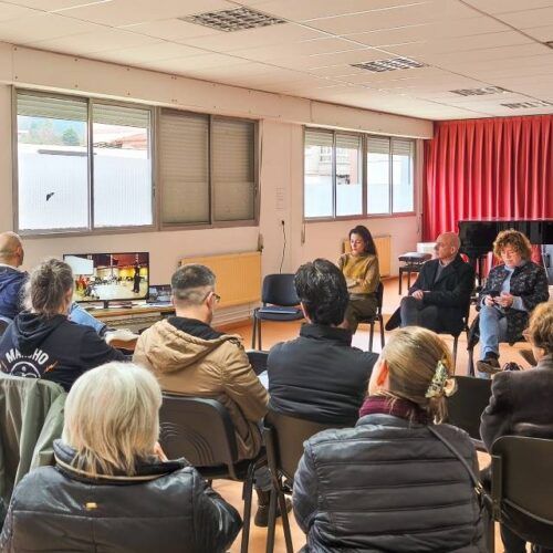 Os centros educativos de Tui e Valença únense en CaixaSon