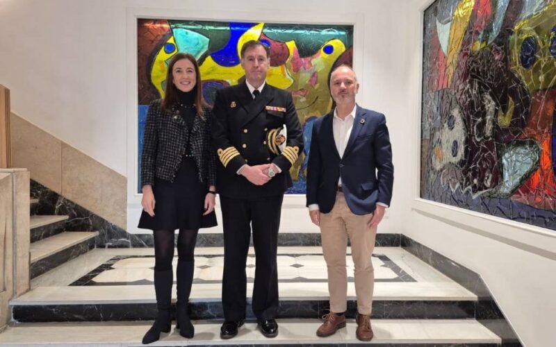 Zona Franca recibe ao novo Comandante Naval de Vigo