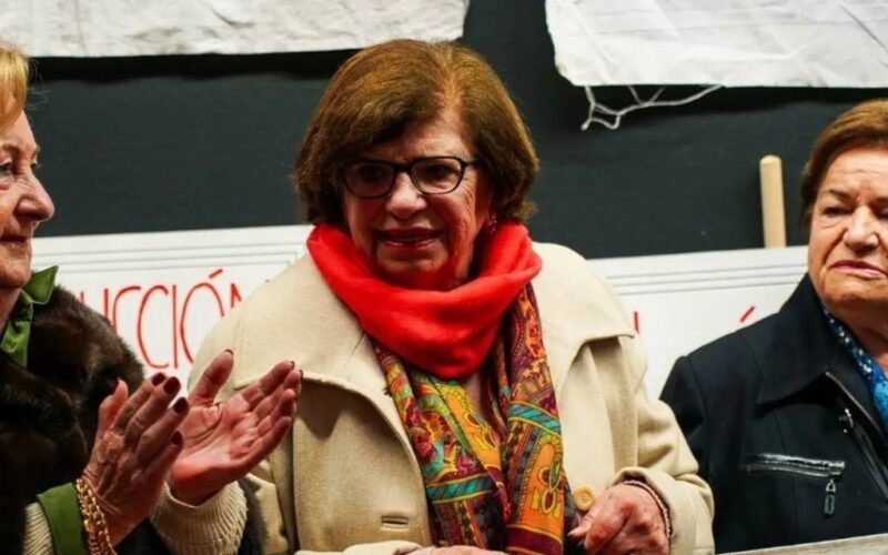 Adeus a Dora Carrera, referente da Asociación Érguete