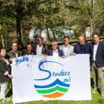 A Deputación de Ourense reforza a súa aposta pola sustentabilidade co izado das bandeiras Sendeiro Azul