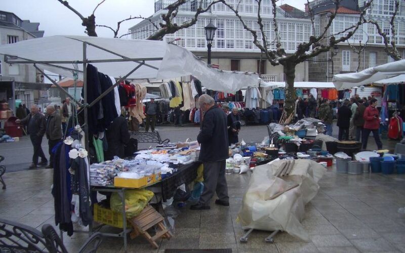 A feira do Castro o 3 de abril, 75 anos atrás