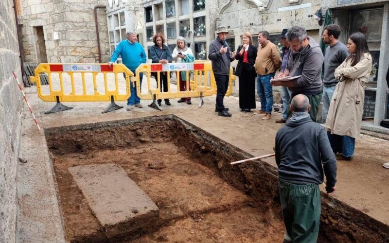 II fase da exhumación da foxa de Soutelo en Salceda