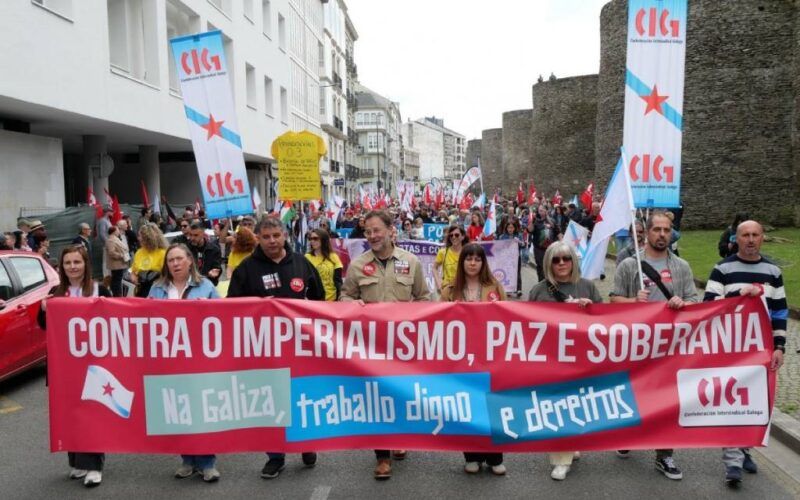 Un 1º de maio con moitas “bandeiras” de loita