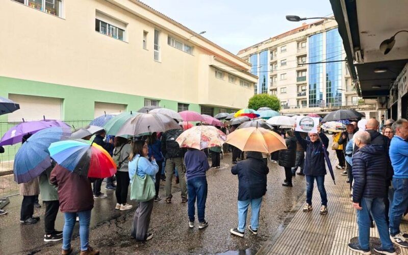 Malestar da Plataforma Cidadá Demolición Non ante o derrube da escola infantil de Ponteareas