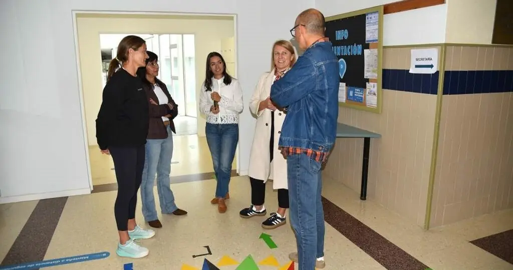 Salceda crea bolsas de mellora do inglés en Reino Unido
