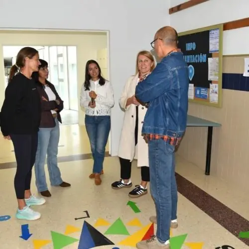 Salceda crea bolsas de mellora do inglés en Reino Unido