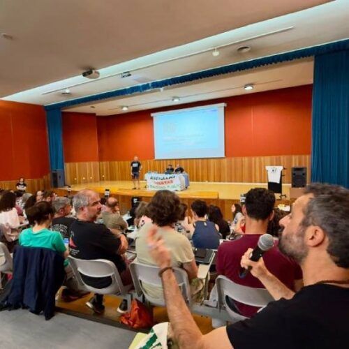 O profesorado galego prepara un inicio de curso de loita, mobilizacións e folgas